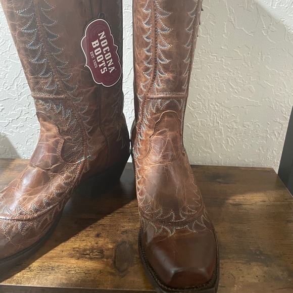 NWT Nocona Rich Brown Leather Boots w/ Stitching Sz. 10 - Picture 6 of 16